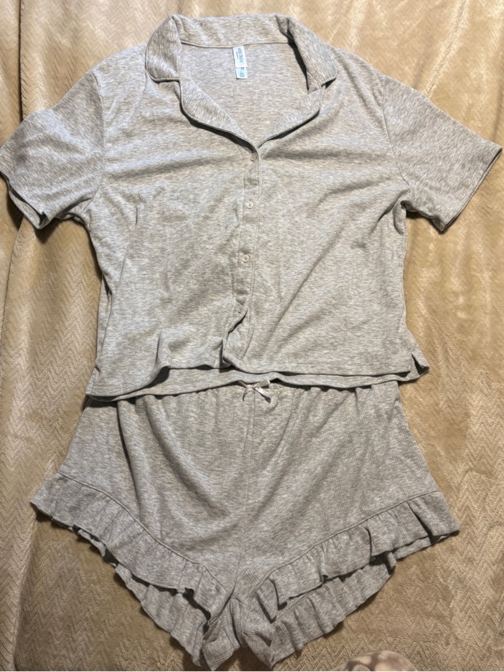 Wild Fable Grey Women’s Pajama Set Large